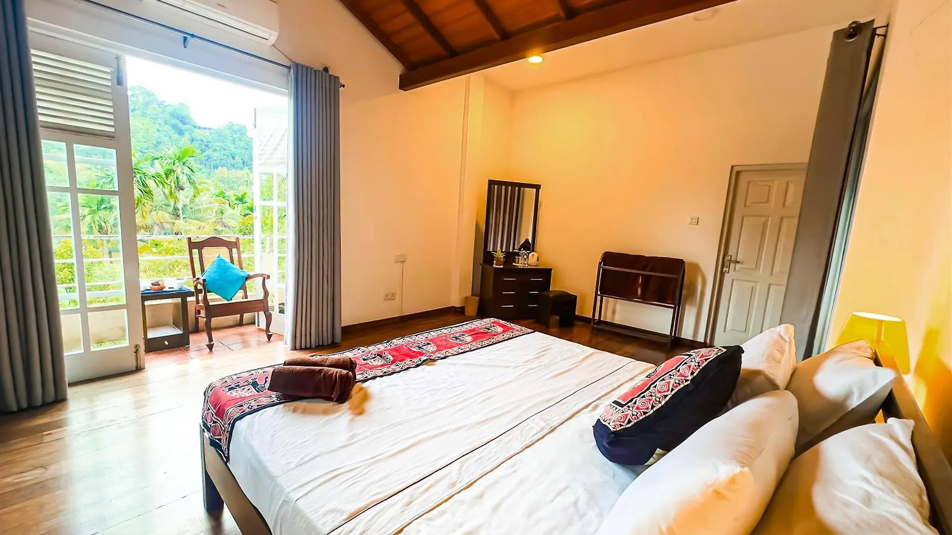 Deer Hill Rest Kandy