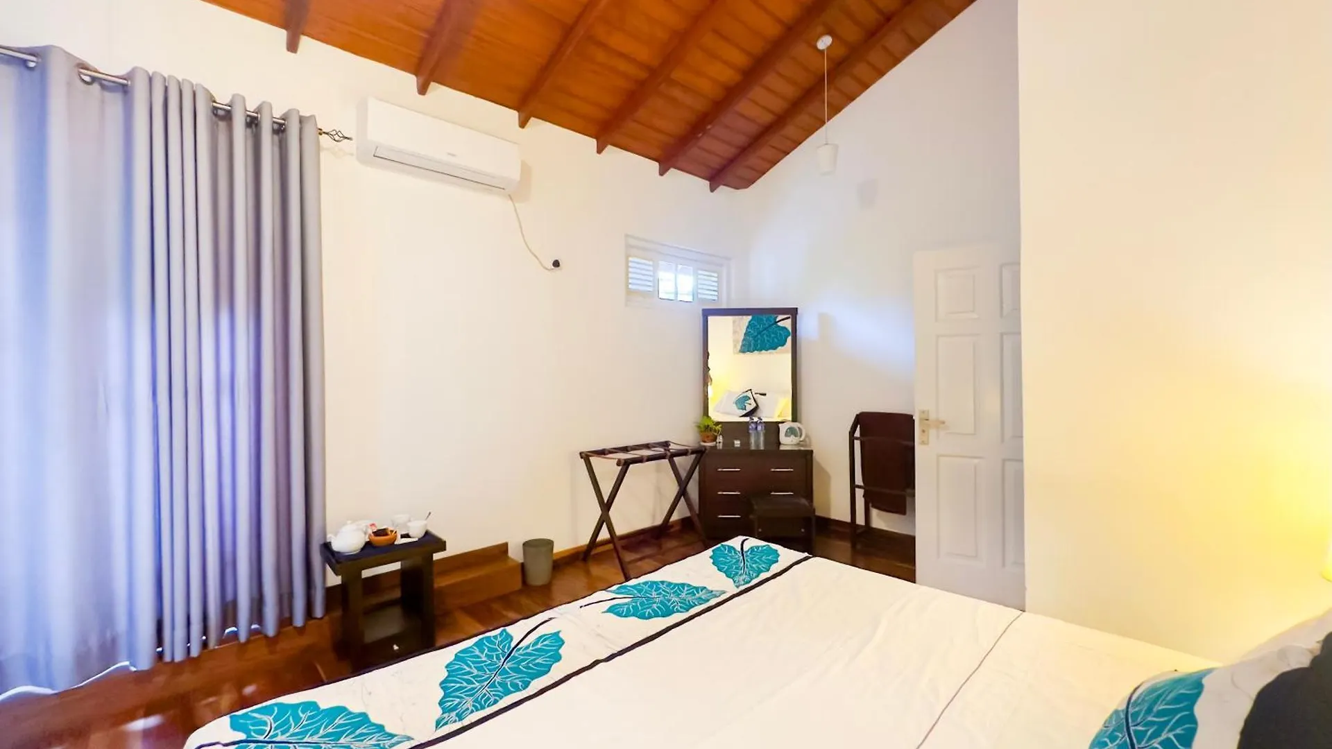 Deer Hill Rest Kandy Homestay